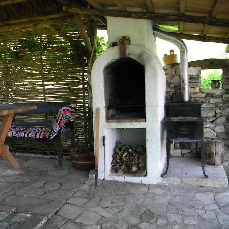 Casa Fara Ceas