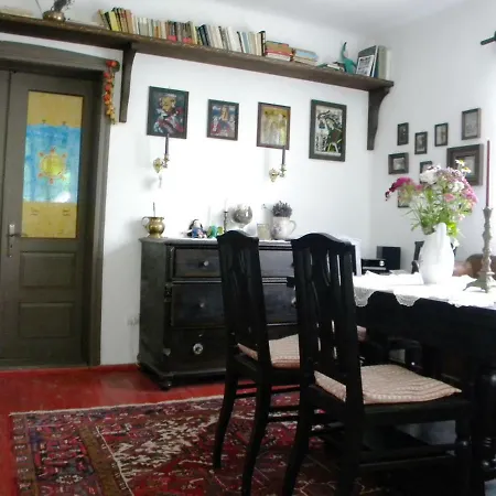 Casa Fara Ceas Pietroasa (Cluj)